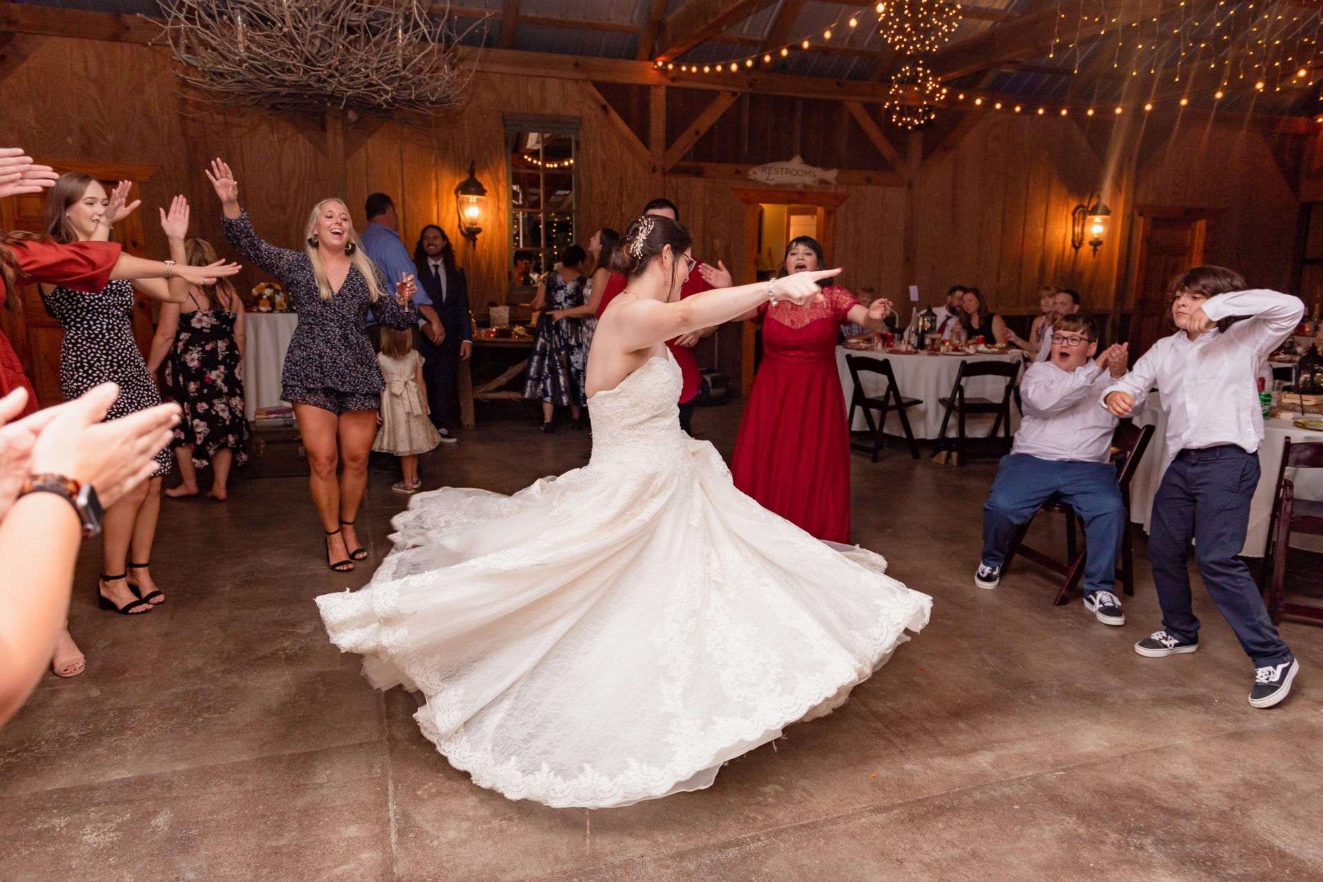 Wedding DJ | Maura Lydia Photogrpahy | Spring Lake Events | Rockmart, GA