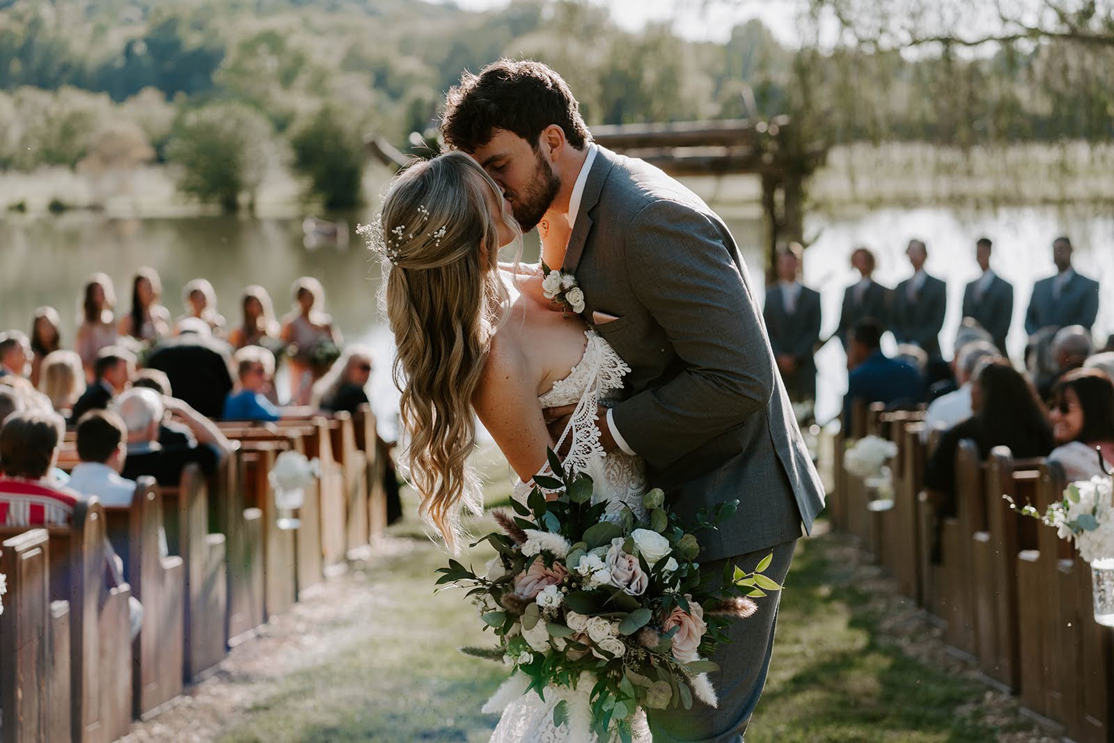 Timeless wedding day | Spring Lake Events | Rockmart, GA